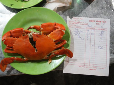 Quản lý thị trường nói khó xử lý vụ cua 1,2kg còn 420gram
