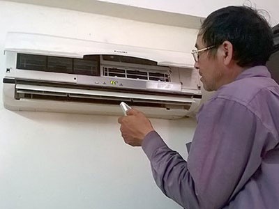 Giá sửa điều hòa “nhảy múa” và “cháy” thợ vì nắng nóng