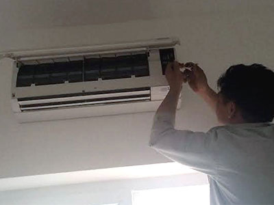 Ác chiêu thợ điều hòa: Sửa hết 200 ngàn, chém luôn 3 triệu