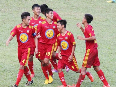 ĐKVĐ U17 PVF đánh bại đối thủ 10-0