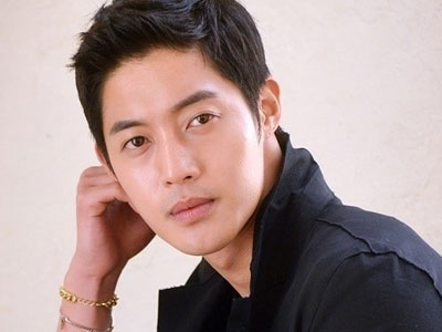 Kim Hyun Joong kiện bạn gái đòi 1 triệu USD