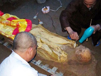 Kỳ bí thi thể hòa thượng chôn 26 năm không phân hủy ở Quảng Ngãi