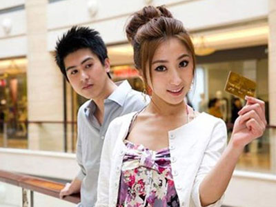 Phóng đại thu nhập 50 lần để lừa cưới vợ giàu