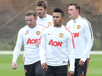 Depay mặc số áo “ma ám” ở M.U
