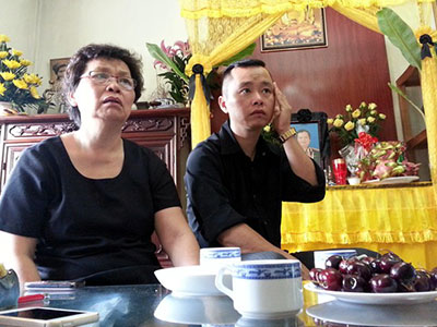 Vợ Nhạc sĩ An Thuyên: "Trái tim ông quá tải rồi, phải vỡ ra thôi"