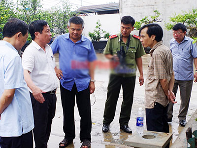 Cục trưởng cảnh sát hình sự tới hiện trường vụ thảm sát