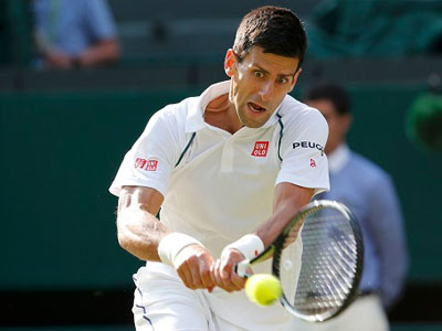 Djokovic vào bán kết, Wawrinka bị loại sau năm set kịch tính