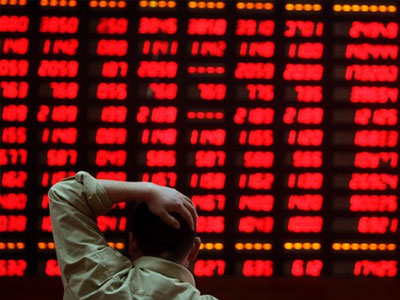 Hoảng loạn ở Trung Quốc: Ôm hàng tỷ USD tháo chạy