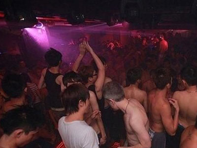 Đêm của gay tại bar đồng tính Hà thành và tận cùng bi kịch