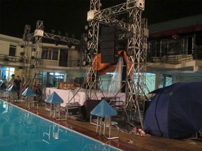 Tham gia chương trình Pool Party Storm bị điện giật chết