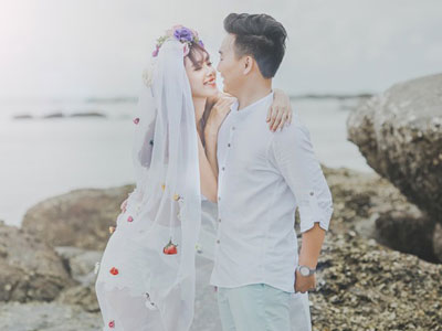 Ảnh cưới theo phong cách hiện đại của hot girl Hà Min