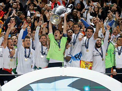 Real Madrid tri ân những đóng góp của thủ môn Iker Casillas
