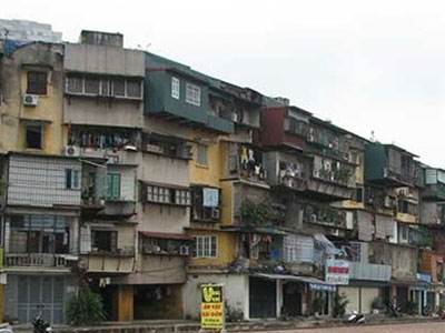 10.000 hộ dân đang sống trong nguy hiểm