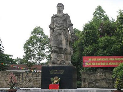 Quang Trung – Nguyễn Huệ là anh em: Lỗi của ai?