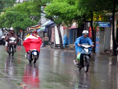 Bắc Bộ tiếp tục đợt nắng nóng, chiều tối có mưa dông
