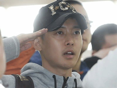 Bạn gái cũ không thể chứng minh có thai với Kim Hyun Joong