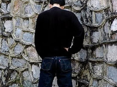 Tiểu bậy ở Đà Nẵng sẽ bị phạt đến 300.000 đồng