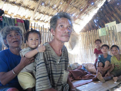 Đau cổ họng
6 người chết: Có ổ bệnh bạch hầu tại địa phương