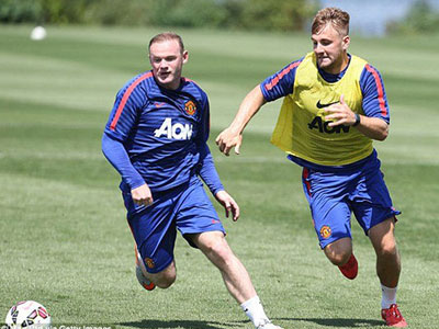 Rooney tính đường rời Old Trafford