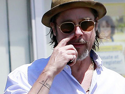 Brad Pitt xăm hình tên của Angelina Jolie và các con