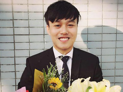 "Con nhà người ta" Nguyễn Chí Long tốt nghiệp thủ khoa ĐH và giành học bổng tiến sĩ tại Nhật