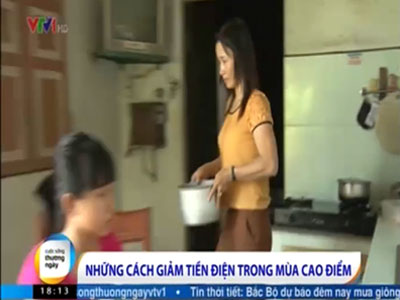 Clip: Cách giảm tiền điện mùa cao điểm