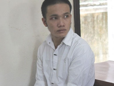 Con đẻ chém cha chết tại chỗ vì bị đuổi khỏi nhà