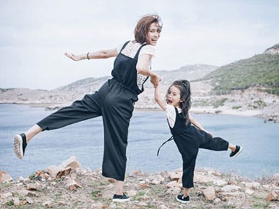 Bộ ảnh mẹ đơn thân 9x và con gái "đốn tim" dân mạng Việt