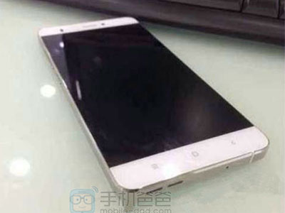 Lộ ảnh Xiaomi Mi 5 với thiết kế không viền màn hình