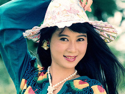 Loạt ảnh "độc" của Diễm Hương thập niên 90