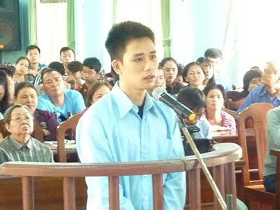 Tử hình kẻ giết người tình đồng tính để cướp tài sản