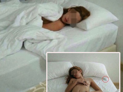 Mỹ nhân Thái lộ ảnh "nóng" trong khách sạn