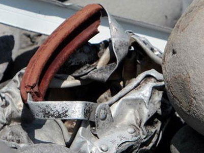 Mảnh vỡ MH370 thứ hai "chỉ là một chiếc thang nhà"