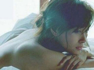"Tiểu đông tà" Chu Ân bị lừa đóng cảnh nóng