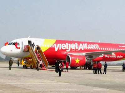Hành khách xô xát với tổ bay Vietjet Air do bị chậm chuyến, máy bay hỏng điều hòa?