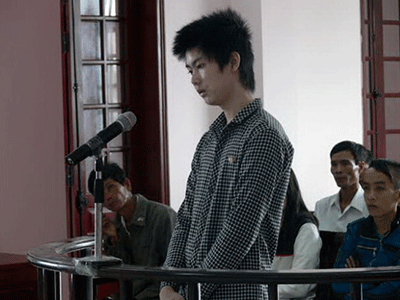 Giết người cướp của để đi thăm bạn gái