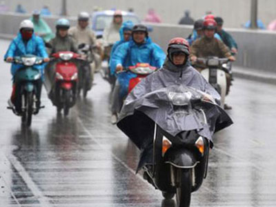 Hà Nội nhiệt độ tăng nhẹ, vẫn có mưa rào và dông