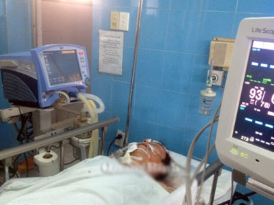 Giải quyết mâu thuẫn, nam thanh niên cắt cổ bạn nhậu