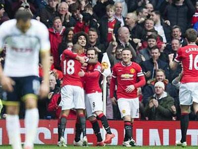 Khai mạc Premier League 2015/16: MU “bắn pháo hiệu”