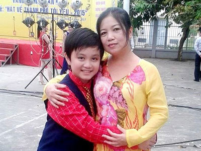 Hoàn cảnh đặc biệt của tài tử nhí gây sốt The Voice Kids