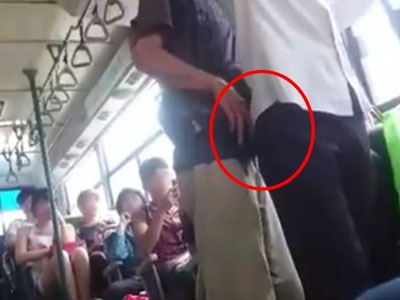 Xôn xao clip "bóc mẽ" thủ đoạn móc tủi của kẻ gian trên xe buýt