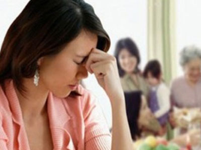 Cả nhà chồng kinh ngạc với chứng bệnh khó tin của con dâu