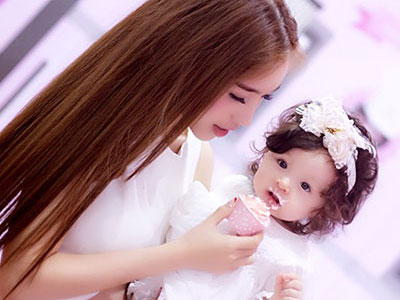 Elly Trần lên tiếng về người được cho là bố của Cadie