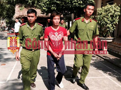 Đã tìm được một khẩu súng kíp của nghi phạm Đặng Văn Hùng