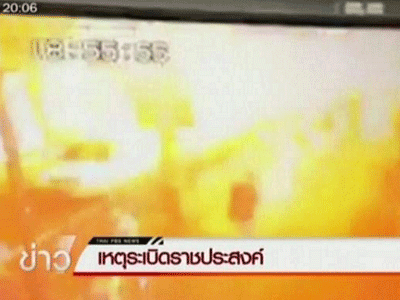 Clip: Khoảnh khắc bom nổ rung chuyển trung tâm Bangkok