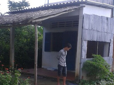 Đòi xử ''đại ca'', nam thanh niên bị đâm thủng tim