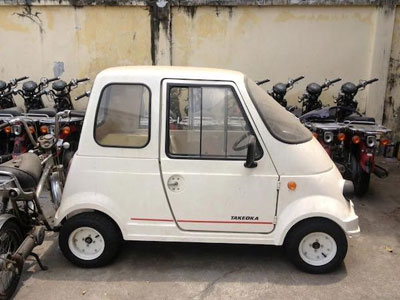 Ôtô mini một chỗ ngồi xuất hiện ở Hà Nội