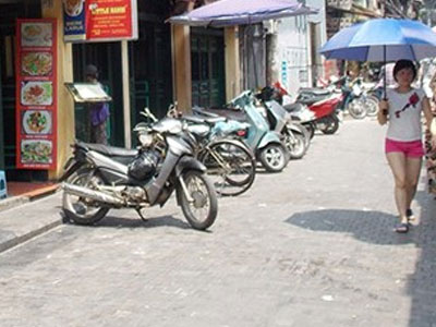 Lát đá mặt đường phố cổ: Hơn 1,5 tỷ đồng cho 55 mét