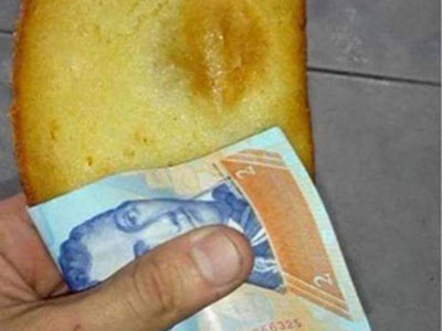 Người Venezuela dùng tiền làm giấy ăn