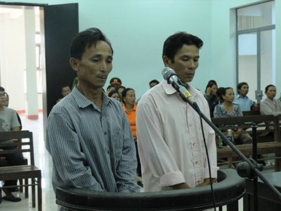 Vụ công an xã đánh chết học sinh: 2 người thân hưởng án treo